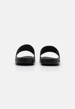 EA7 Emporio Armani UNISEX - Pool Slides - Black/gold 22 EA7 Emporio Armani UNISEX - Pool Slides - Black/gold -Total Wear Store f95e03c361f14560bfbada18789fa505