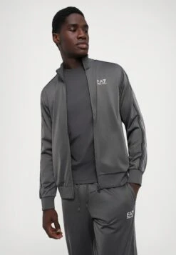 EA7 Emporio Armani TRAIN LINES SET - Tracksuit - Asphalt -Total Wear Store febe8d008e09409fabb0d9c51de64e4a