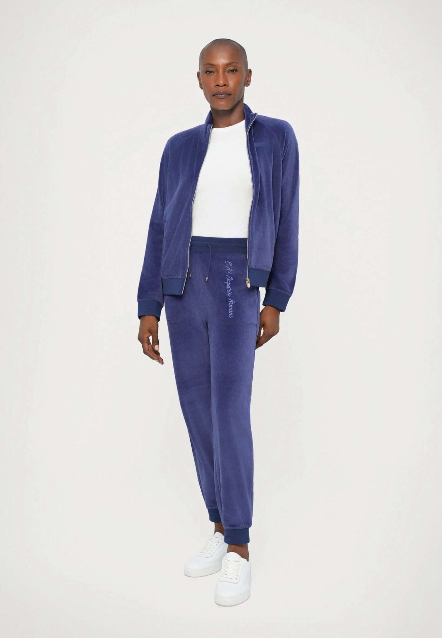 EA7 Emporio Armani TROUSER - Tracksuit Bottoms - Blue 4 EA7 Emporio Armani TROUSER - Tracksuit Bottoms - Blue - Image 2