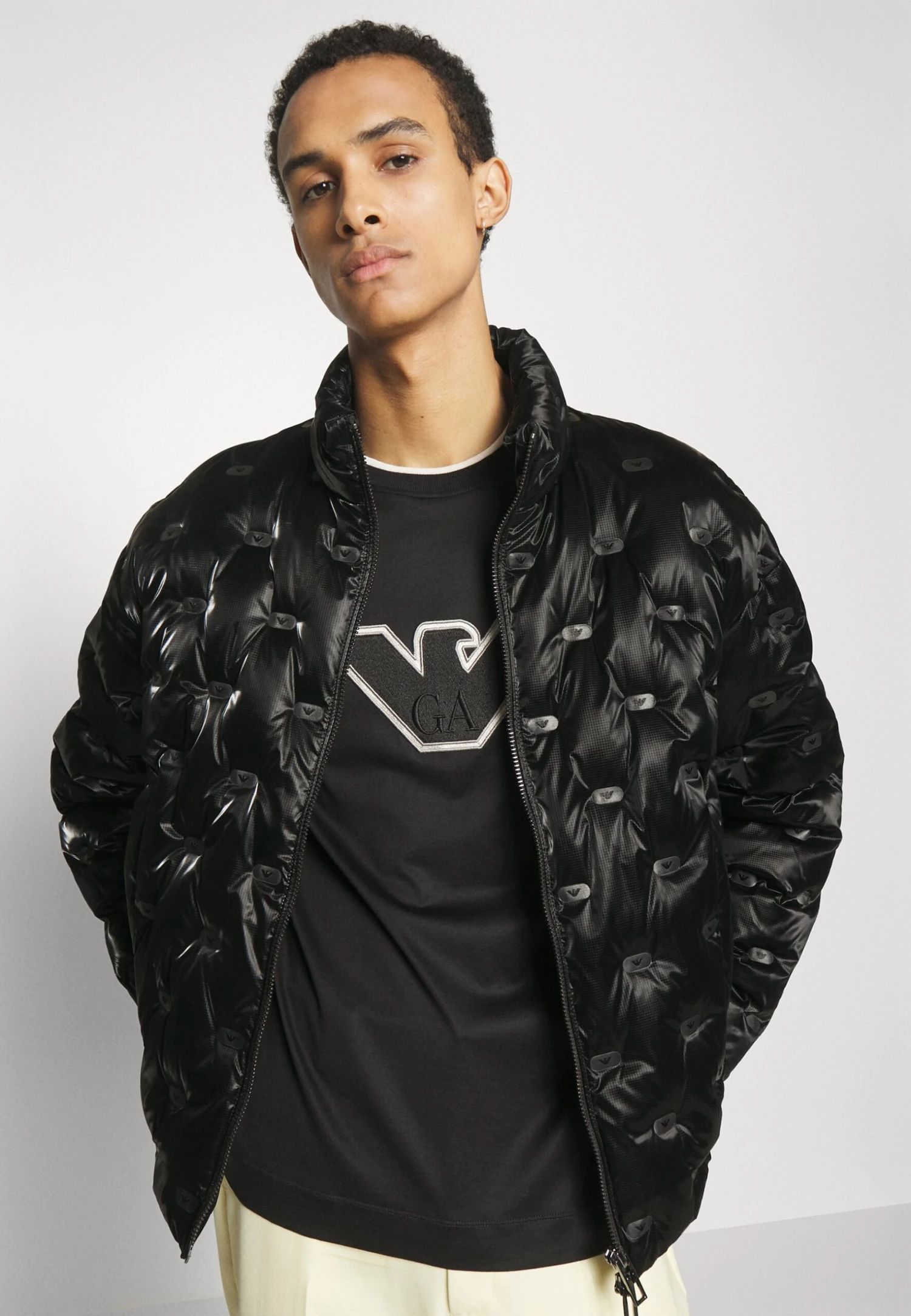 Emporio Armani Print T-Shirt - Black 6 Emporio Armani Print T-Shirt - Black - Image 4