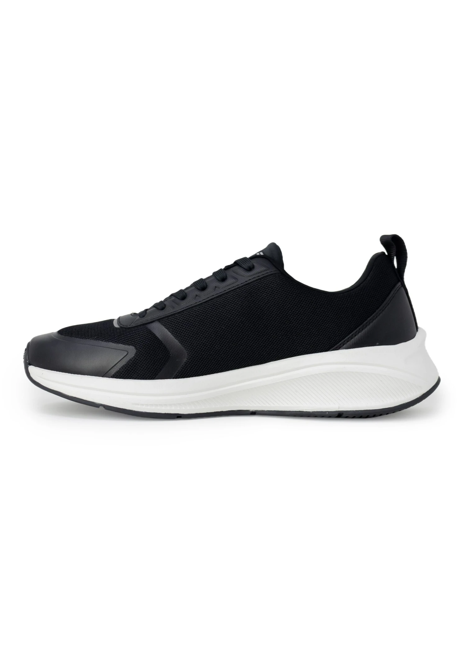 EA7 Emporio Armani Unisex - Trainers - Black Silver 4 EA7 Emporio Armani Unisex - Trainers - Black Silver - Image 2